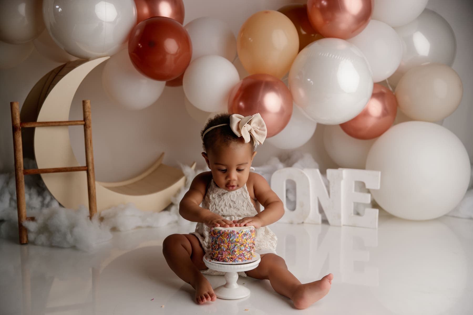 Cake smash photography in Lodi, CA by Jesica Allen Photography