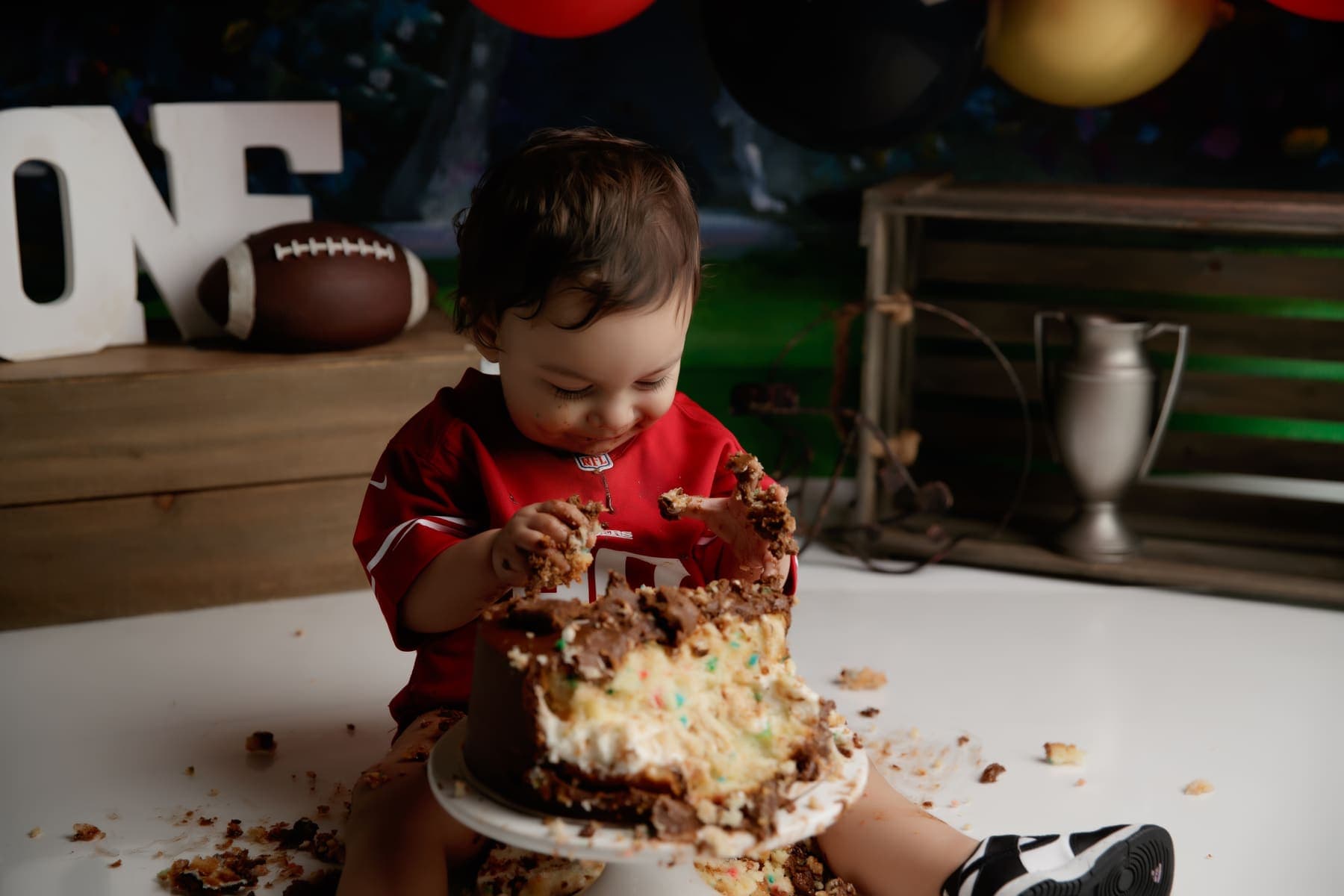 Cake smash photography in Lodi, CA by Jesica Allen Photography