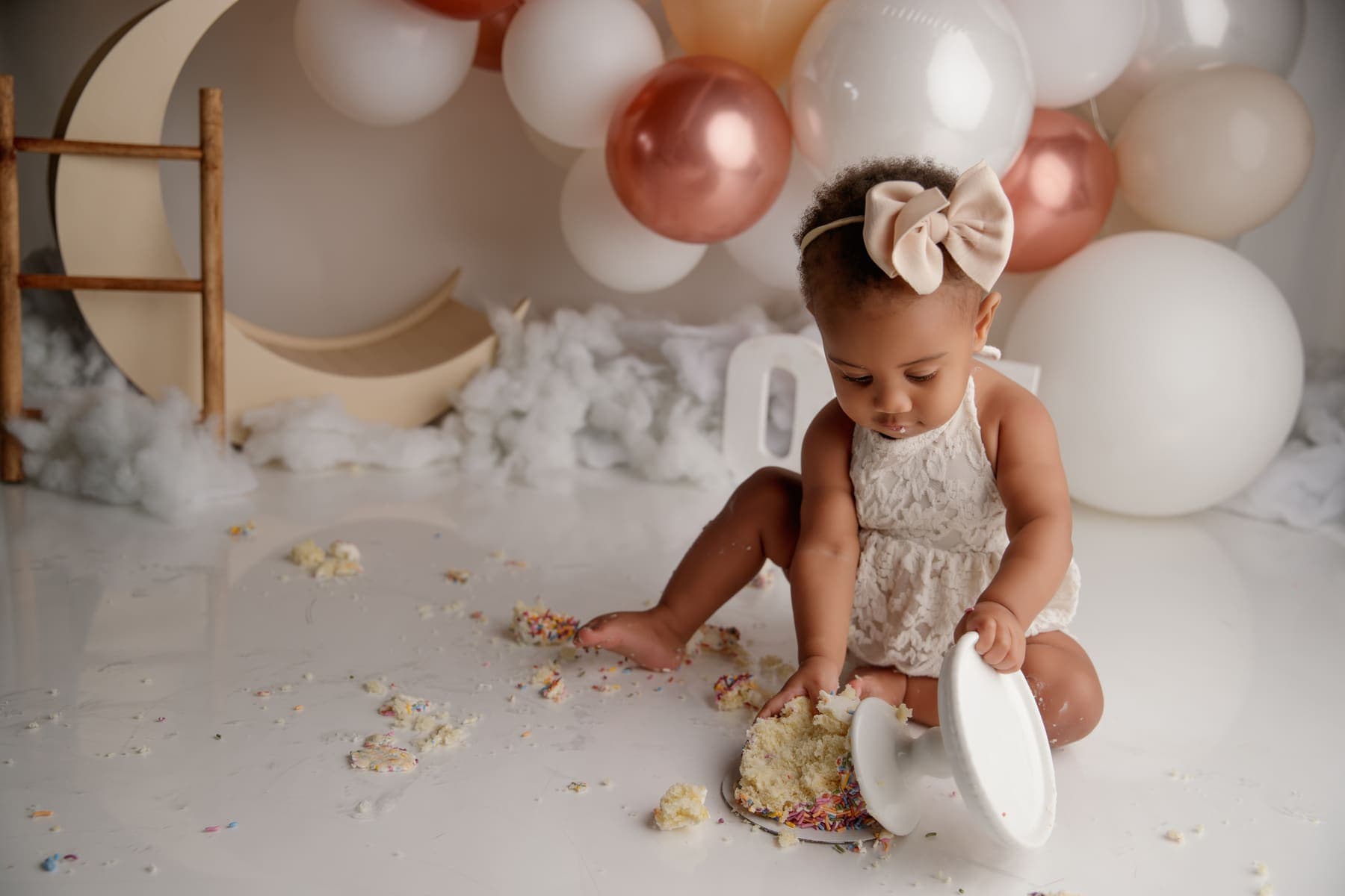 Cake smash photography in Lodi, CA by Jesica Allen Photography