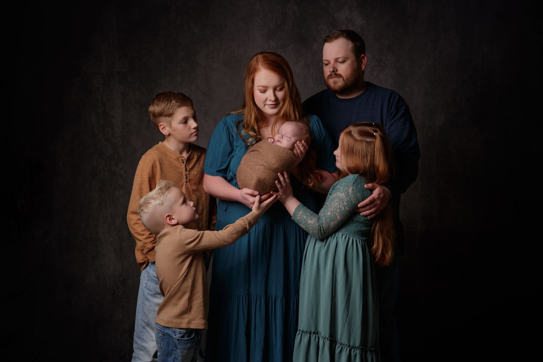 Newborn photography for Modesto, CA families by Jesica Allen